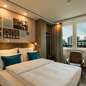 Kamer met een Queen Size Bed